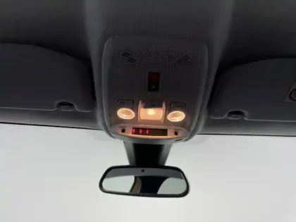 Photo 26 Peugeot 208  PureTech 100 S&S BVM6