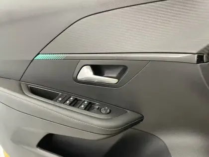 Photo 62 Peugeot 208 Gén. II Ph1 Allure 5