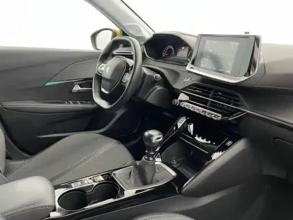 Photo 23 Peugeot 208  PureTech 100 S&S BVM6