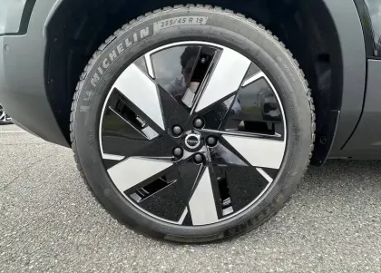 Photo 14 Volvo C40  Recharge Extended Range 252 ch 1EDT