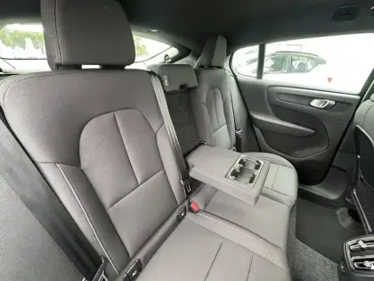 Photo 20 Volvo C40  Recharge Extended Range 252 ch 1EDT