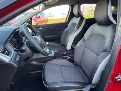 Photo 8 Renault Captur  TCe 90