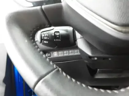 Photo 19 Peugeot 2008  Electrique 136 ch