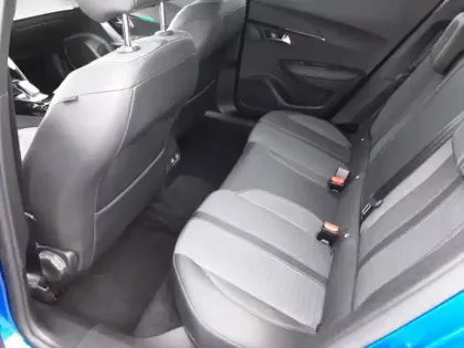 Photo 11 Peugeot 2008  Electrique 136 ch