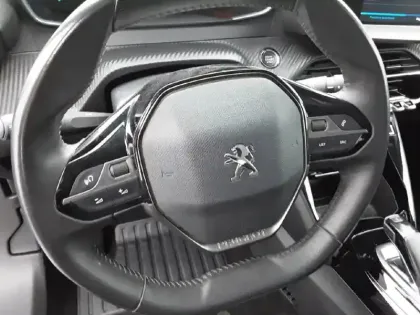 Photo 34 Peugeot 2008  Electrique 136 ch