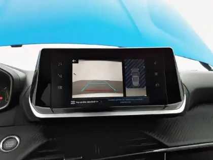 Photo 24 Peugeot 2008  Electrique 136 ch