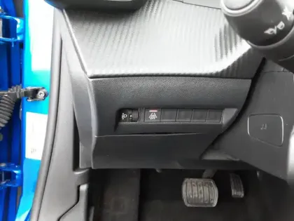 Photo 18 Peugeot 2008  Electrique 136 ch