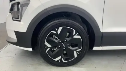 Photo 11 Kia Niro  EV Electrique 204 ch Motion