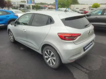 Photo 3 Renault Clio  1.6 E-Tech hybride 145ch Evolution