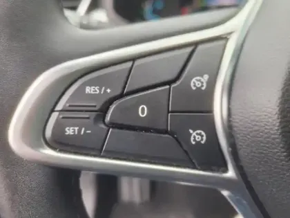 Photo 9 Renault Clio  1.6 E-Tech hybride 145ch Evolution