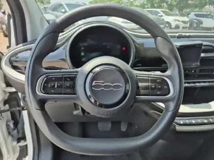 Photo 12 Fiat 500  e 95ch Action