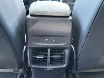 Photo 8 Ford Explorer  286ch Extended Range 77kWh Select RWD