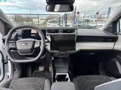 Photo 7 Ford Puma  Gen-E 168ch Standard Range 43 kWh Premium