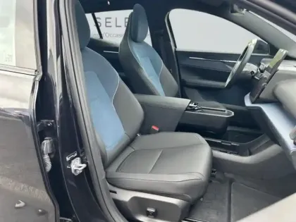 Photo 8 Volvo Ex30  Single Extended Range 272ch Ultra