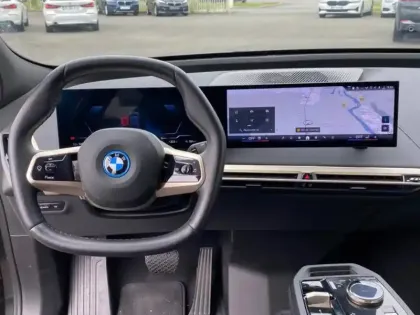 Photo 5 BMW Ix  xDrive50 523ch