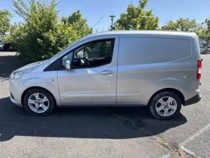 Photo 7 Ford Transit Courier  1.0E 100ch Stop&Start Limited