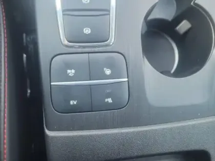 Photo 16 Ford Kuga  2.5 Duratec 225ch PHEV ST-Line X BVA