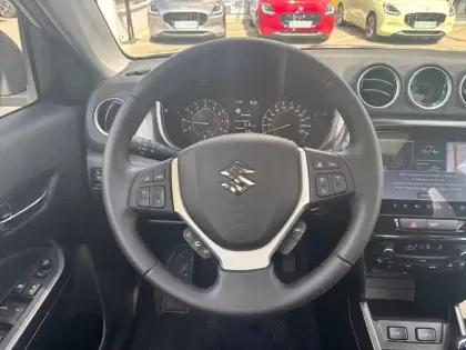 Photo 10 Suzuki Vitara  1.4 Boosterjet Hybrid