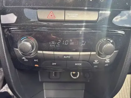 Photo 17 Suzuki Vitara  1.4 Boosterjet Hybrid