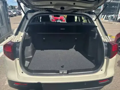 Photo 8 Suzuki Vitara  1.4 Boosterjet Hybrid