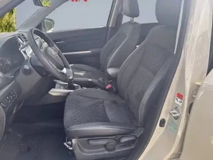 Photo 11 Suzuki Vitara  1.4 Boosterjet Hybrid