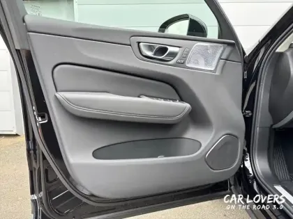 Photo 22 Volvo Xc60  T6 AWD Hybride rechargeable 253 ch+145 ch Geartronic 8