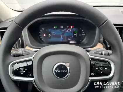 Photo 10 Volvo Xc60  T6 AWD Hybride rechargeable 253 ch+145 ch Geartronic 8