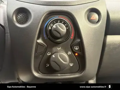 Photo 16 Citroën C1  VTi 72 S&S