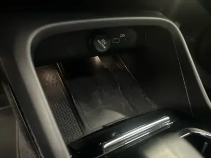 Photo 35 Volvo Xc40  Recharge 231 ch 1EDT