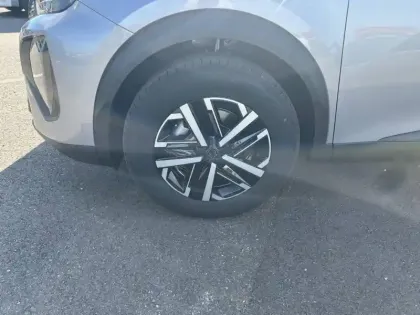 Photo 31 Peugeot 2008  Hybrid 145 e-DCS6