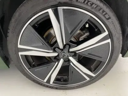 Photo 48 Peugeot 308 Gén. III Ph1 GT 5