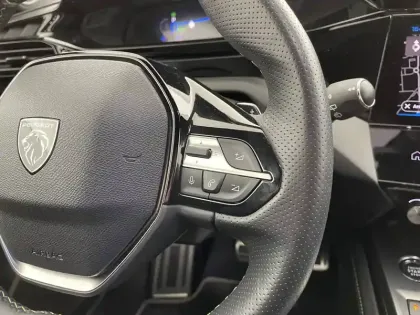 Photo 29 Peugeot 308  PHEV 180 e-EAT8