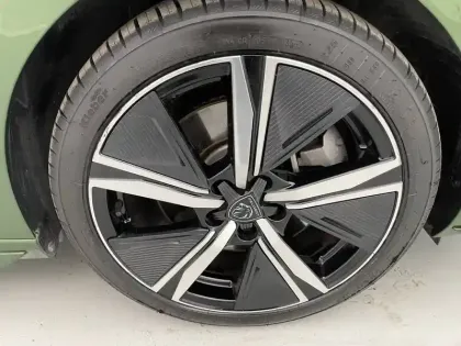 Photo 51 Peugeot 308 Gén. III Ph1 GT 5