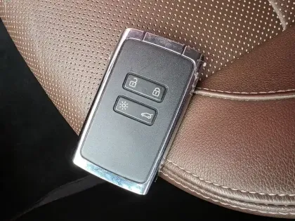 Photo 31 Renault Koleos  dCi 130 4x2 Energy