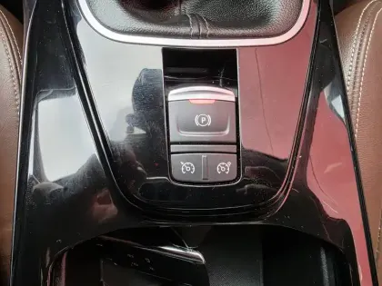 Photo 20 Renault Koleos  dCi 130 4x2 Energy