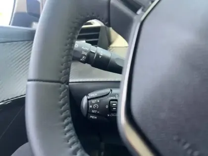 Photo 50 Peugeot 208  100 S&S BVM6