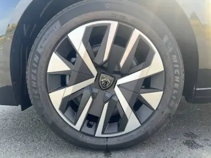 Photo 40 Peugeot 208  100 S&S BVM6