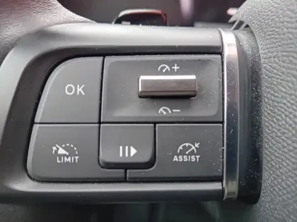 Photo 22 Citroën C4  PureTech 130 S&S EAT8