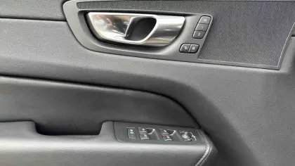 Photo 49 Volvo Xc60  T6 AWD Hybride rechargeable 253 ch+145 ch Geartronic 8