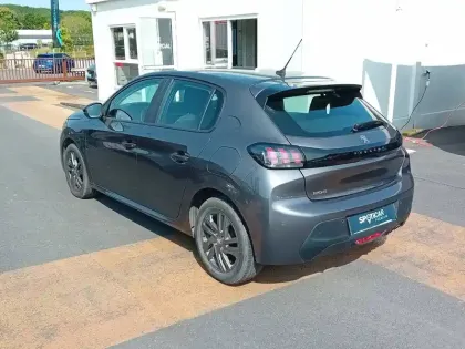 Photo 26 Peugeot 208  PureTech 75 S&S BVM5