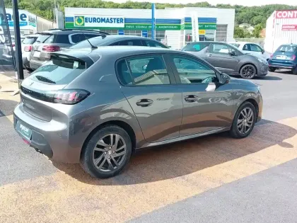 Photo 44 Peugeot 208  PureTech 75 S&S BVM5