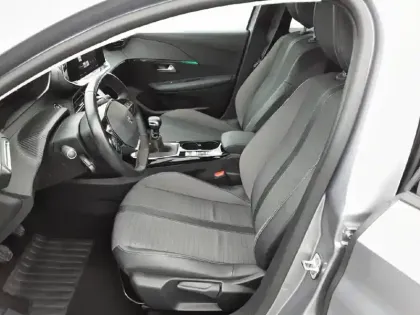 Photo 10 Peugeot 208  PureTech 100 S&S BVM6