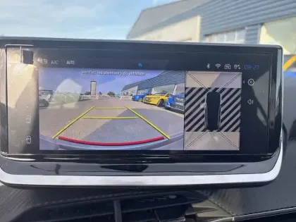 Photo 34 Peugeot 208  Hybrid 110 e-DCS6