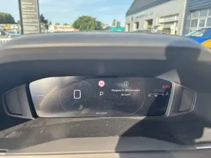 Photo 29 Peugeot 208  Hybrid 110 e-DCS6