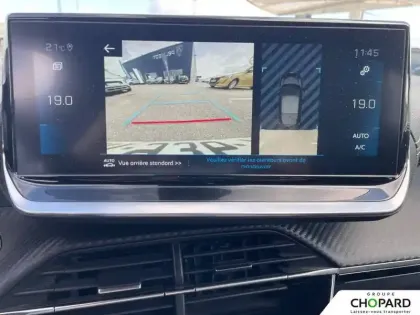 Photo 15 Peugeot 208  PureTech 100 S&S EAT8