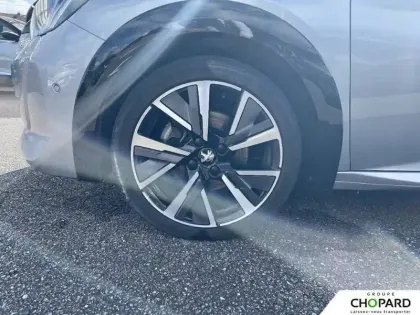 Photo 11 Peugeot 208  PureTech 100 S&S EAT8