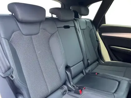 Photo 49 Audi Q5  55 TFSIe 367 S tronic 7 Quattro