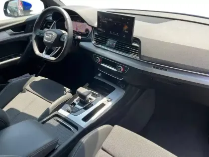 Photo 48 Audi Q5  55 TFSIe 367 S tronic 7 Quattro