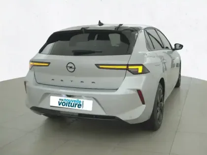 Photo 4 Opel Astra  1.2 Turbo 130 ch BVA8