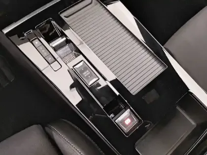 Photo 13 Opel Astra  1.2 Turbo 130 ch BVA8